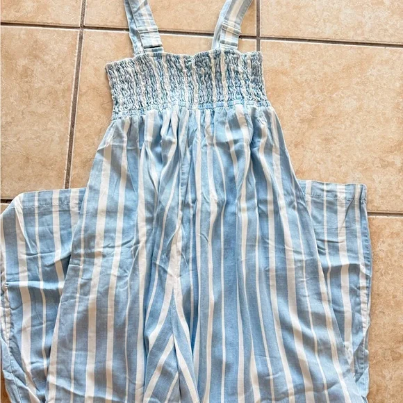 NWT Tractr Smocked Wide Leg Jumpsuit Lyocell Striped Blue/White- Size 14/32 - Picture 4 of 6